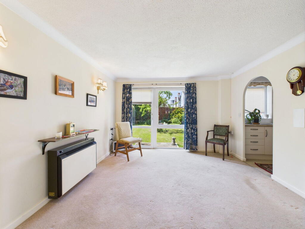 Additional image 2 of Homesearle House, Goring Road, Goring-by-Sea, Worthing, BN12