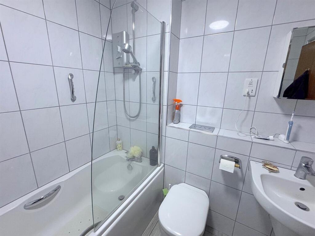 Additional image 12 of Rustington Court, 8 St. Johns Road, Eastbourne