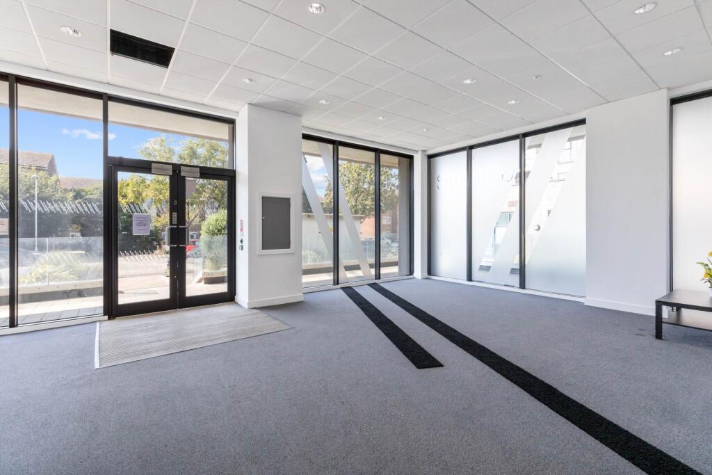 Additional image 9 of Skyline Apartments, 1 The Causeway