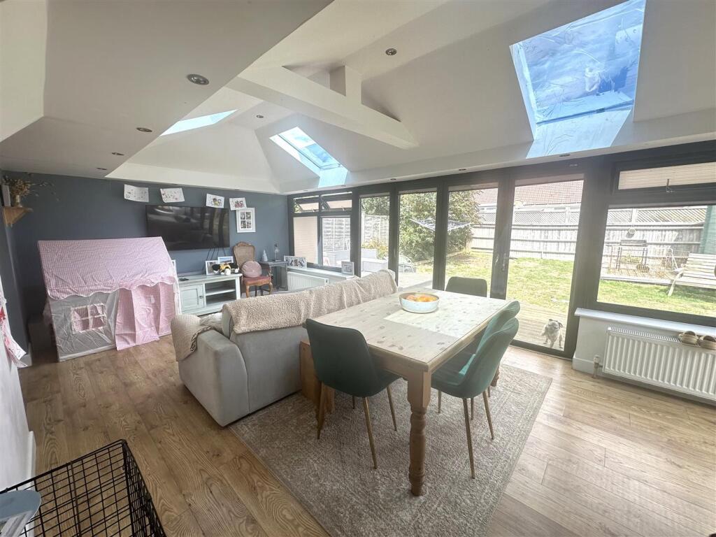 Additional image 4 of Hawth Park Road, Seaford