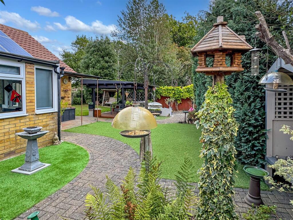 Additional image 16 of Oakcroft Gardens, Littlehampton