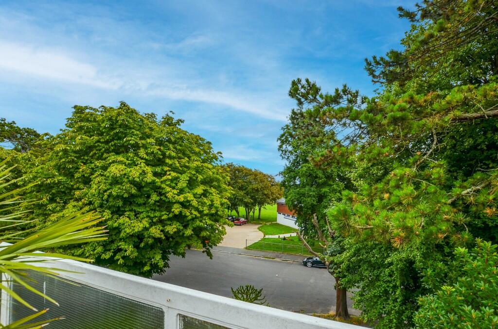 Additional image 9 of Park Avenue, Eastbourne, East Sussex, BN22
