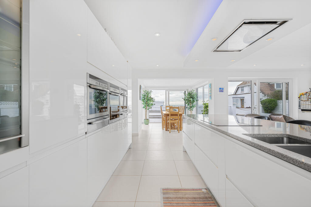 Additional image 8 of Marine Drive, Brighton, BN2