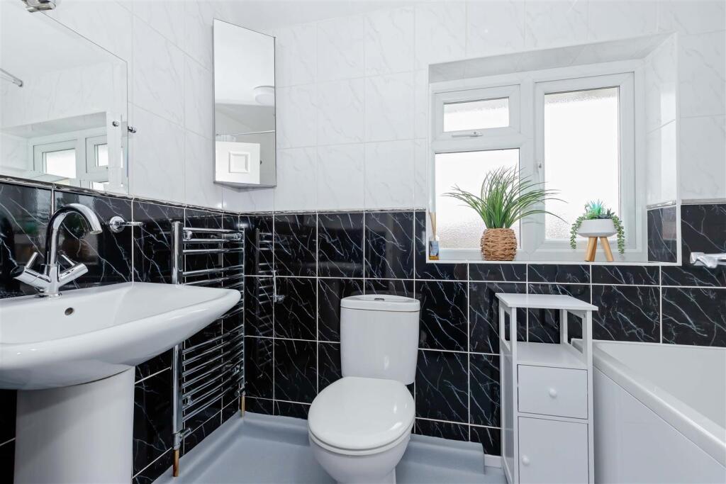 Additional image 17 of Ivydore Avenue, Worthing, BN13 3JA