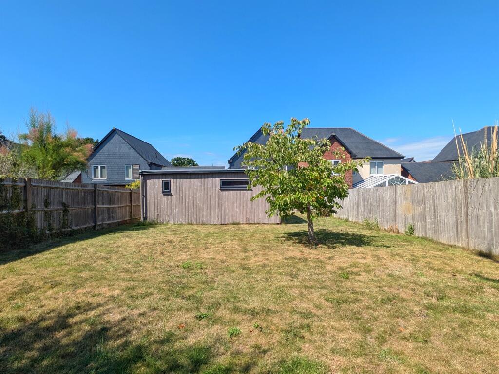 Additional image 4 of Buttercup Drive, Polegate