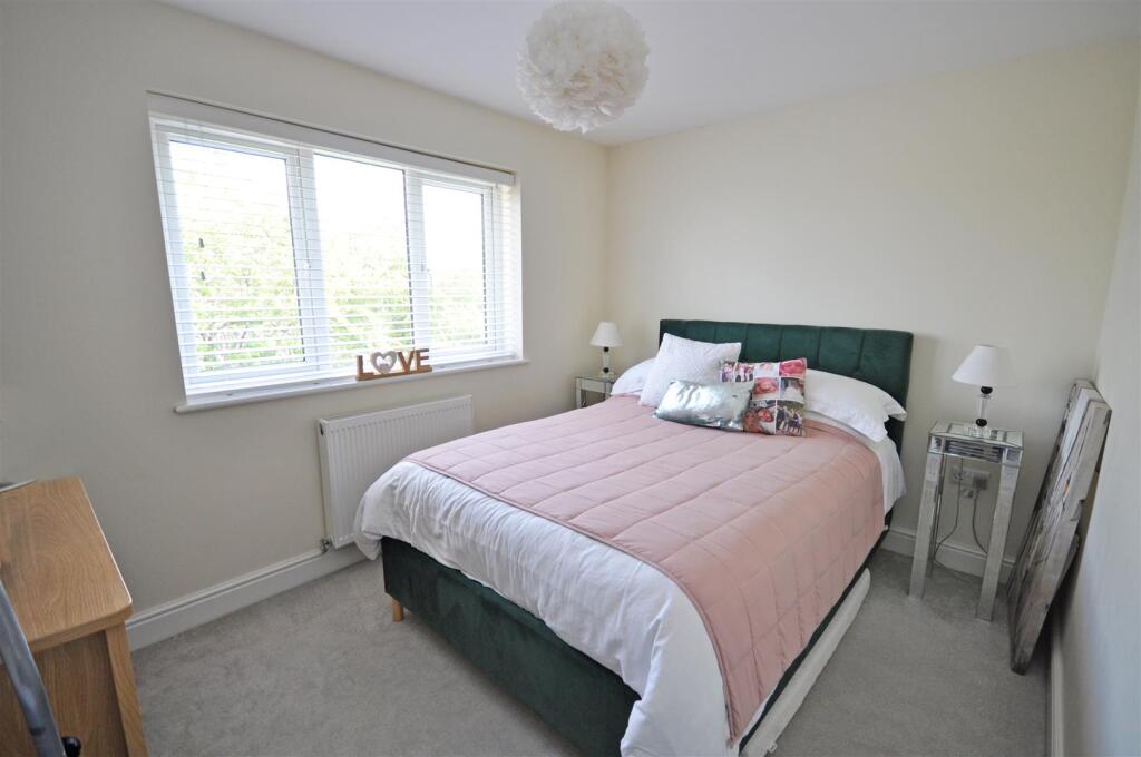 Additional image 8 of Oakfields, Hailsham