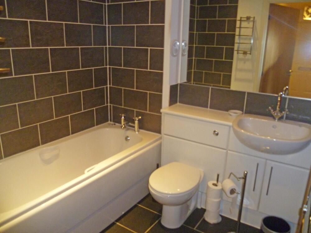 Additional image 7 of 96 Dee Village, Millburn St, AB11 6SZ