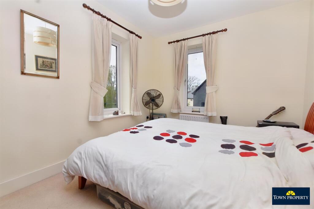 Additional image 12 of Buttercup Drive, Polegate