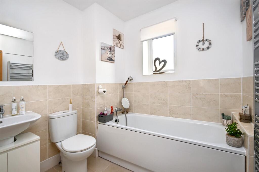 Additional image 15 of Buttercup Drive, Polegate