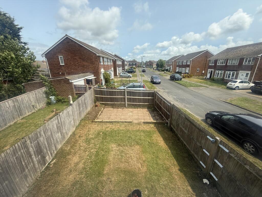 Additional image 14 of Farne Close, Hailsham, BN27