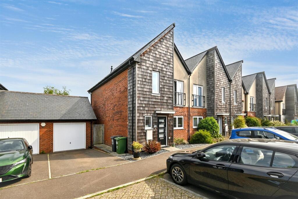 Additional image 21 of Buttercup Drive, Polegate