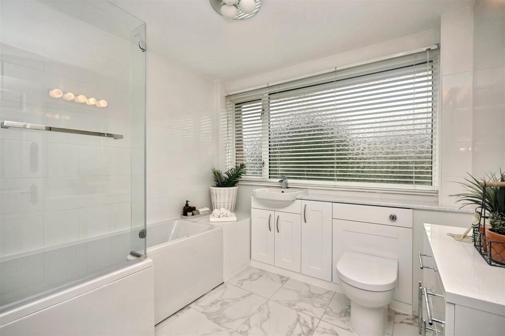 Additional image 15 of Manor Way, Polegate