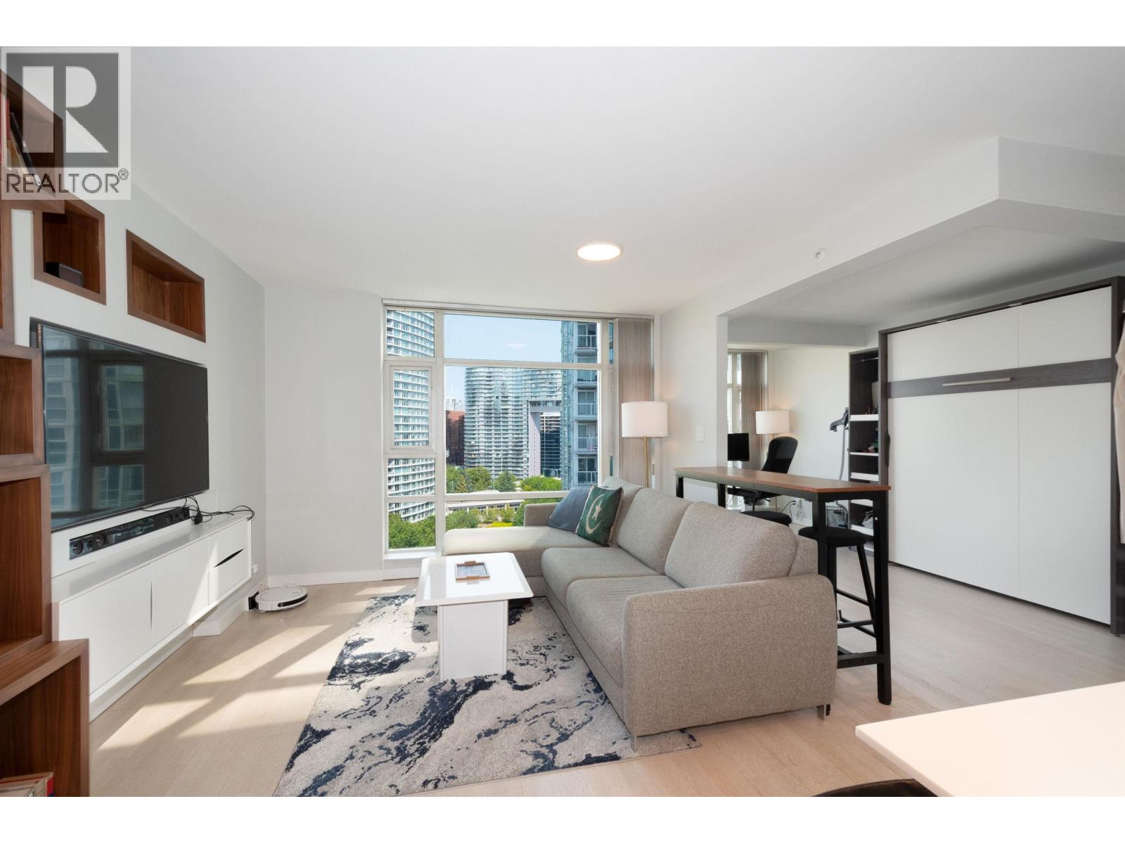 1703 198 AQUARIUS MEWS|Vancouver, British Columbia V6Z2Y4