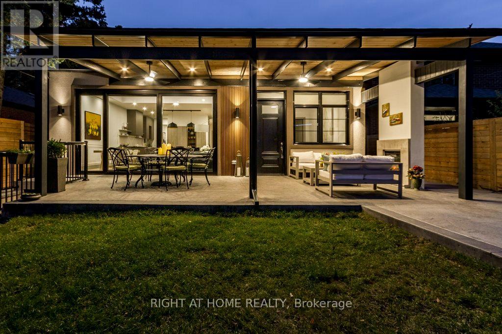 118 MARTIN GROVE ROAD|Toronto (Islington-City Centre West), Ontario M9B4K5