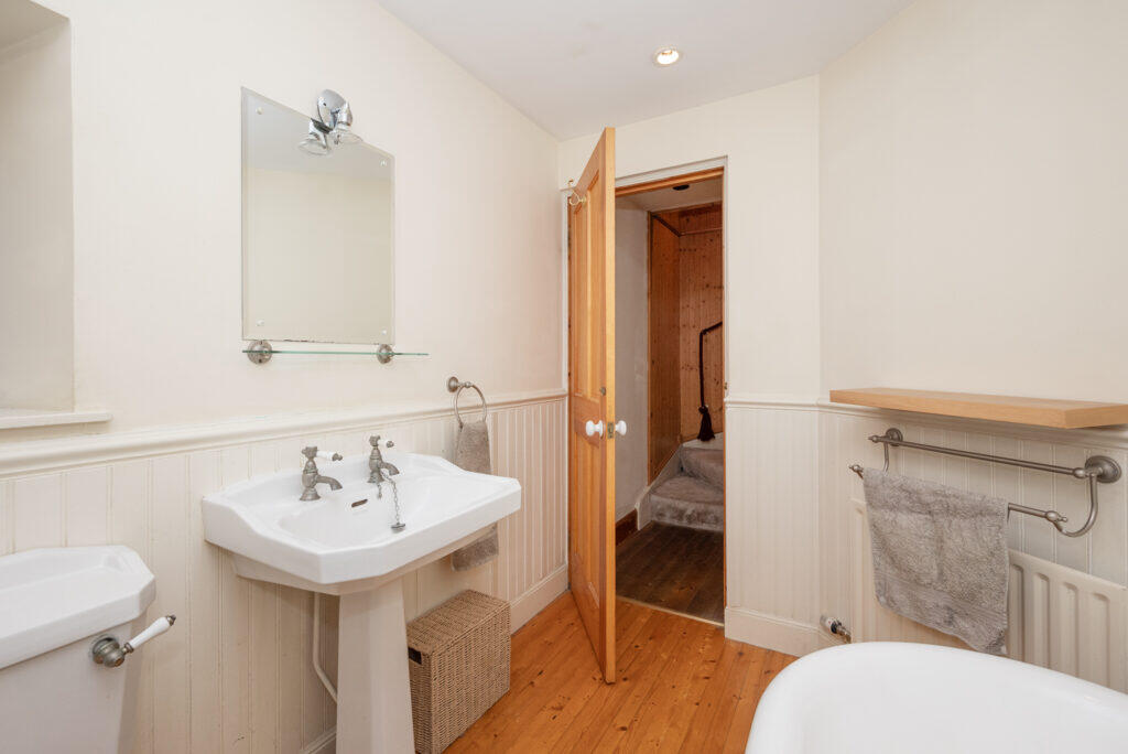 Additional image 21 of 1 Burnside Cottages, Blairs, Aberdeen, AB12 5YQ