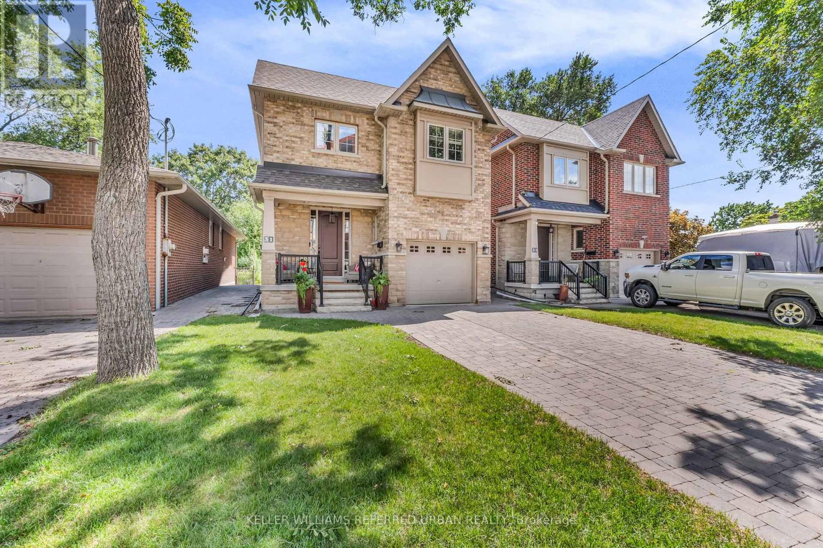 Property image for 31 BISSET AVENUE|Toronto (Alderwood), Ontario M8W2T1