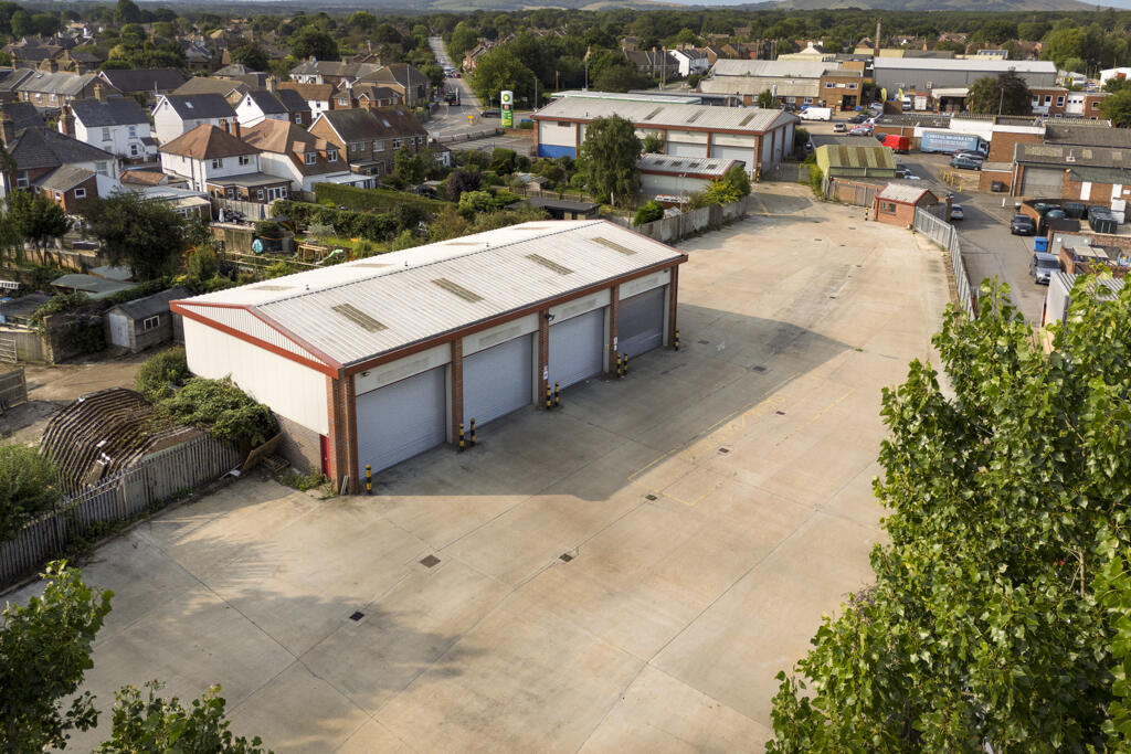Additional image 4 of 70 South Road, Hailsham, East Sussex, BN27 3JH