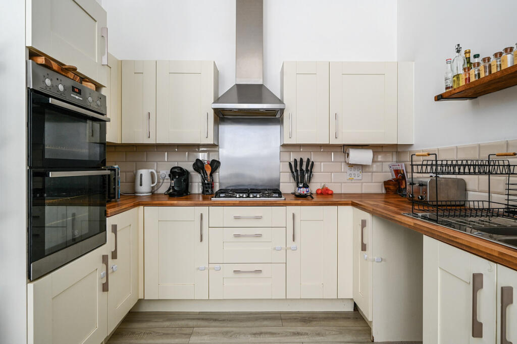 Additional image 10 of Luscombe Avenue, Hellingly, BN27