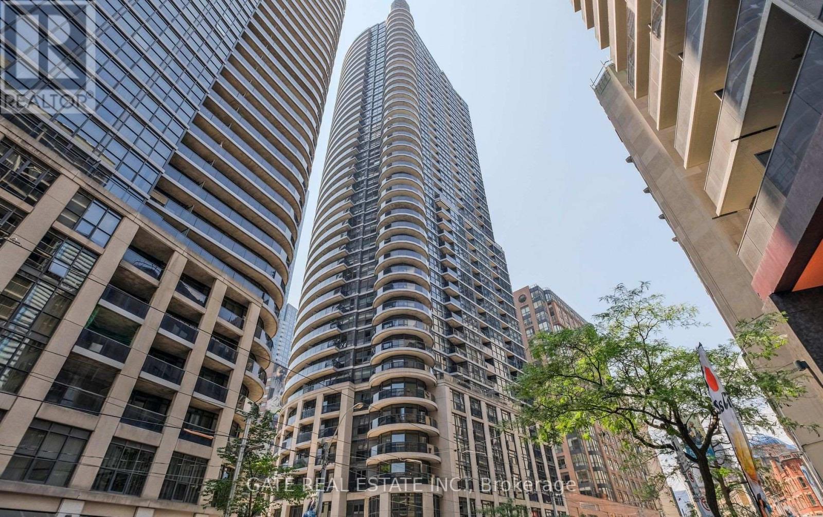 1705 - 21 CARLTON STREET|Toronto (Church-Yonge Corridor), Ontario M5B1L3