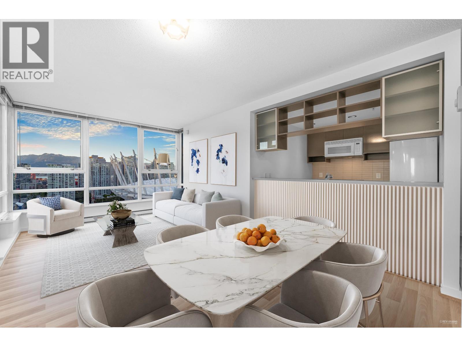 2908 928 BEATTY STREET|Vancouver, British Columbia V6Z3G6