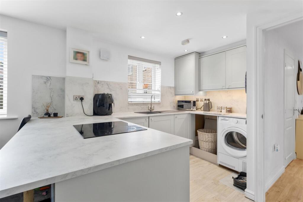 Additional image 14 of Splice Lane, Hailsham