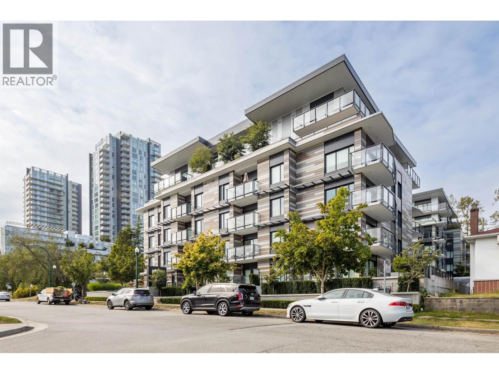 202 477 W 59TH AVENUE|Vancouver, British Columbia V5X1X4