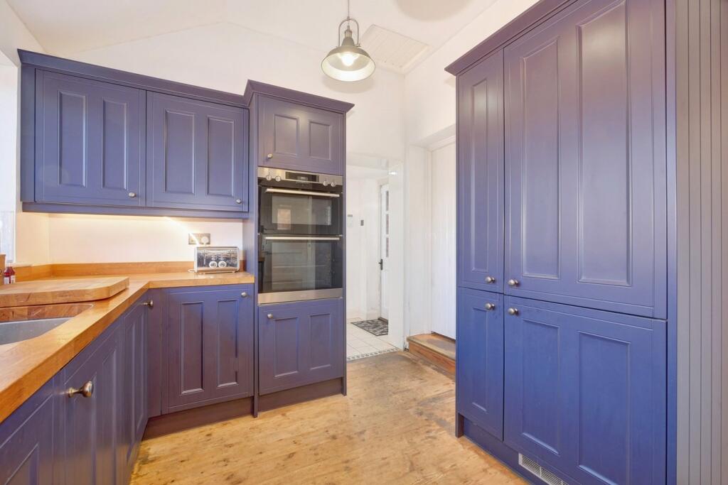 Additional image 7 of Vicarage Lane, Hailsham, BN27