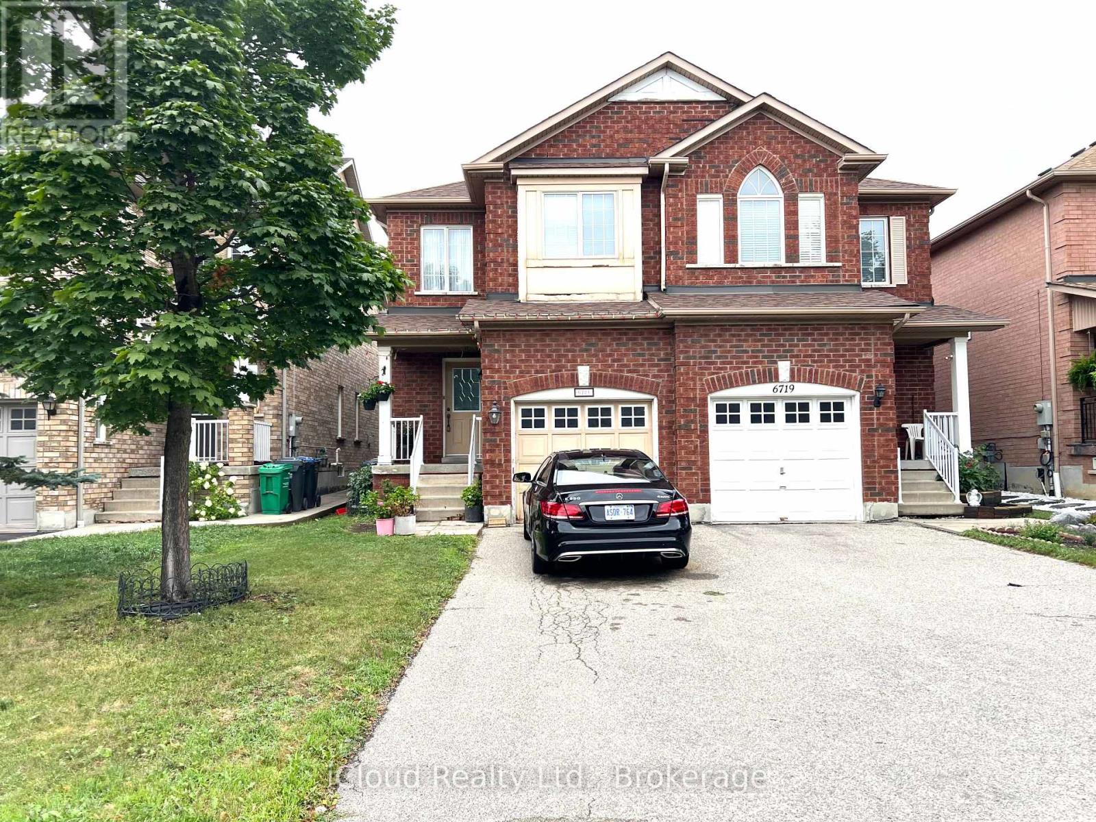 Property image for 6721 OPERA GLASS CRESCENT|Mississauga (Meadowvale Village), Ontario L5W1R7