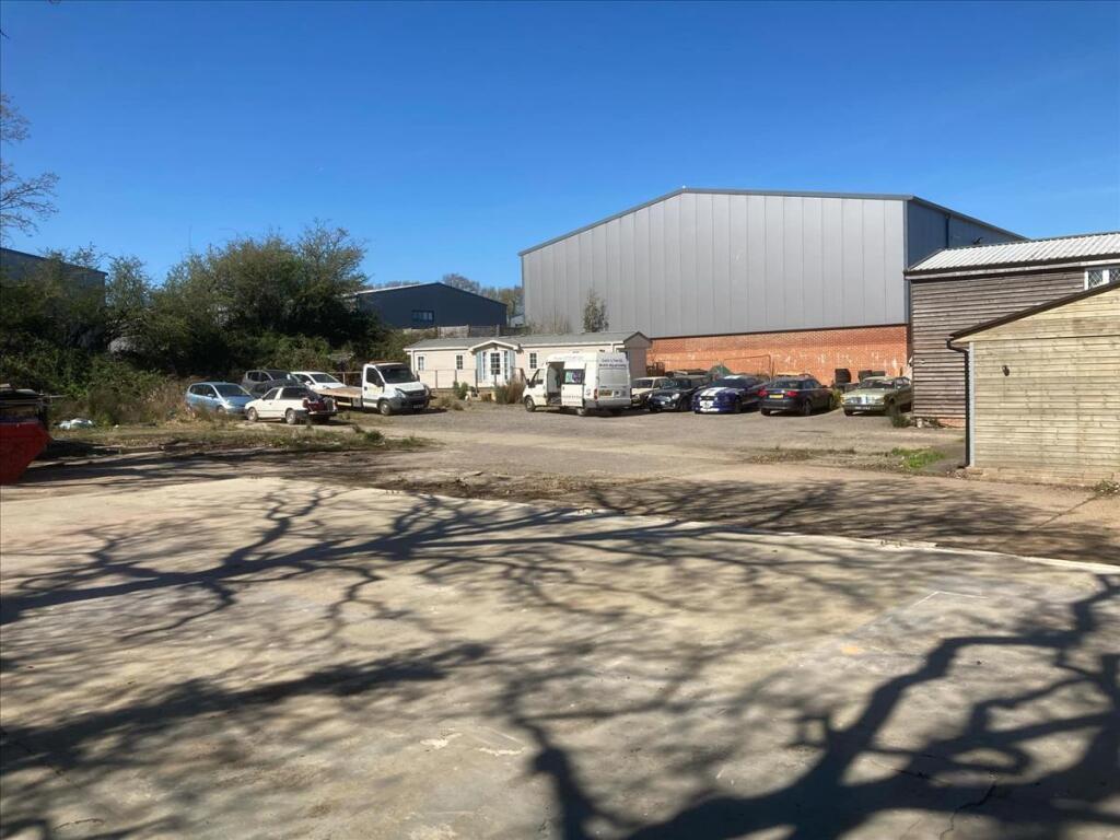 Additional image 3 of The Blue Shed, Hackhurst Lane, Lower Dicker, Hailsham, East Sussex, BN27