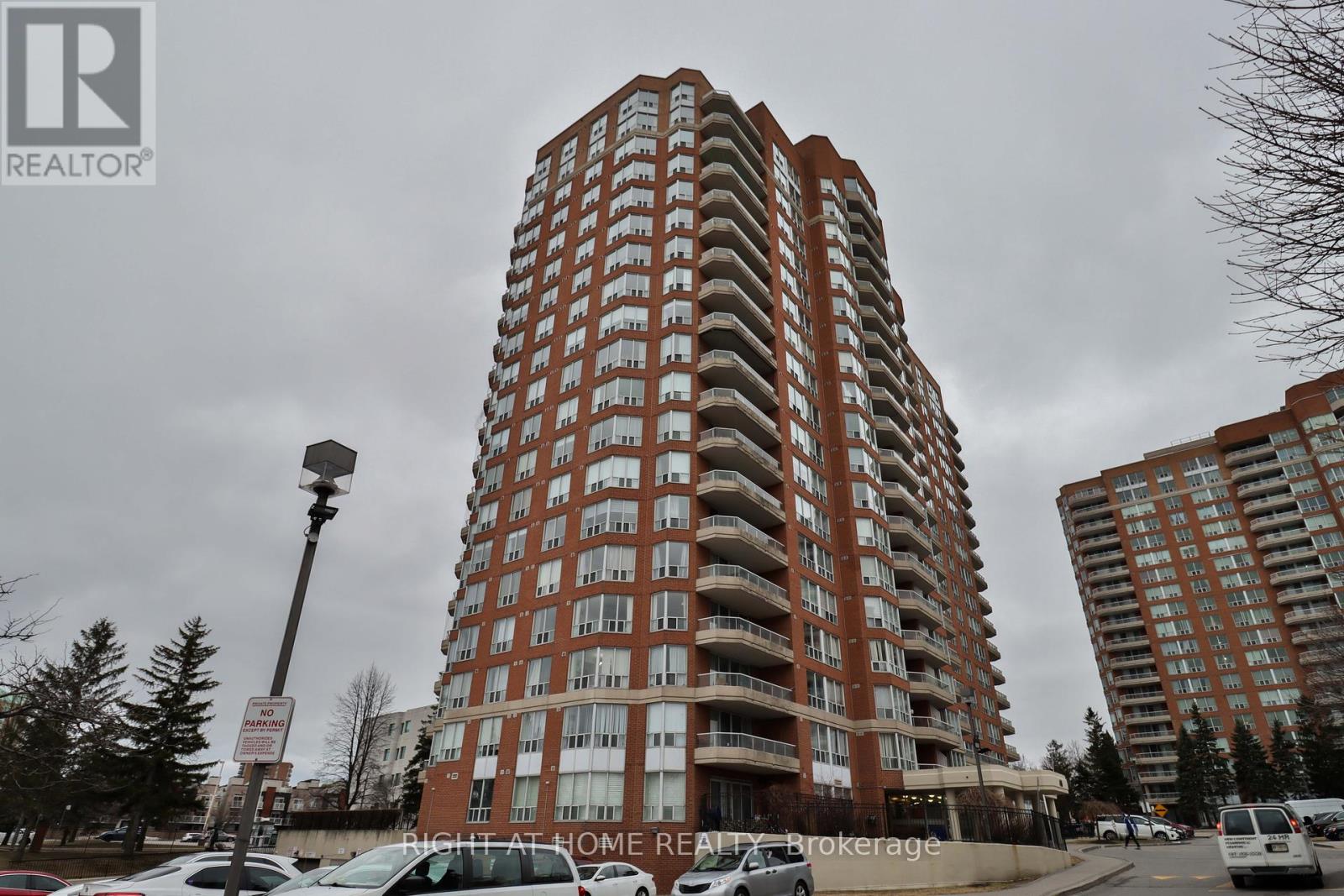 410 MCLEVIN AVENUE|Toronto (Malvern), Ontario M1B5J5