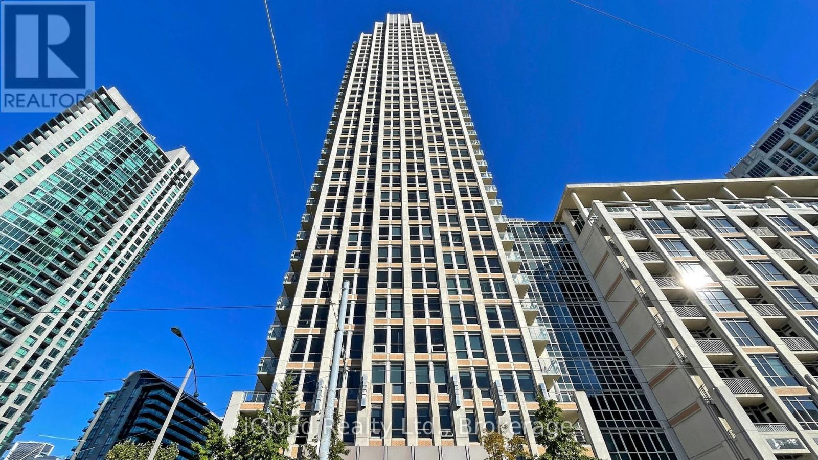 2707 - 628 FLEET STREET|Toronto (Niagara), Ontario M5V1A8