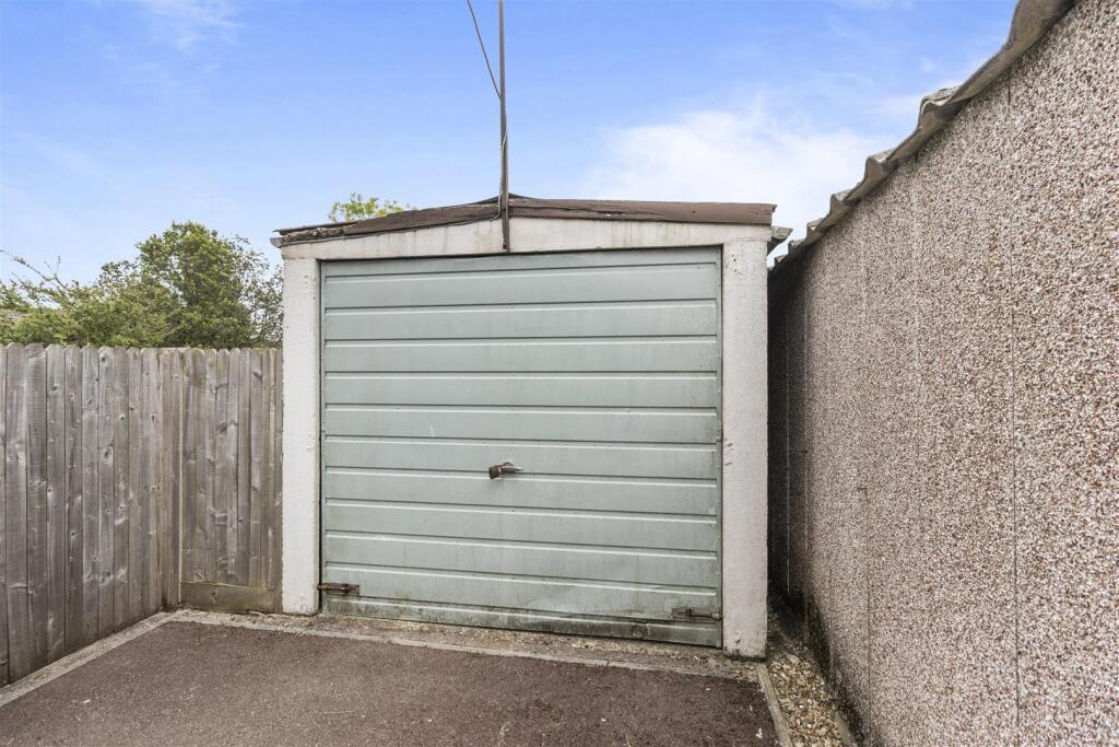 Additional image 24 of Sayerland Road, Polegate