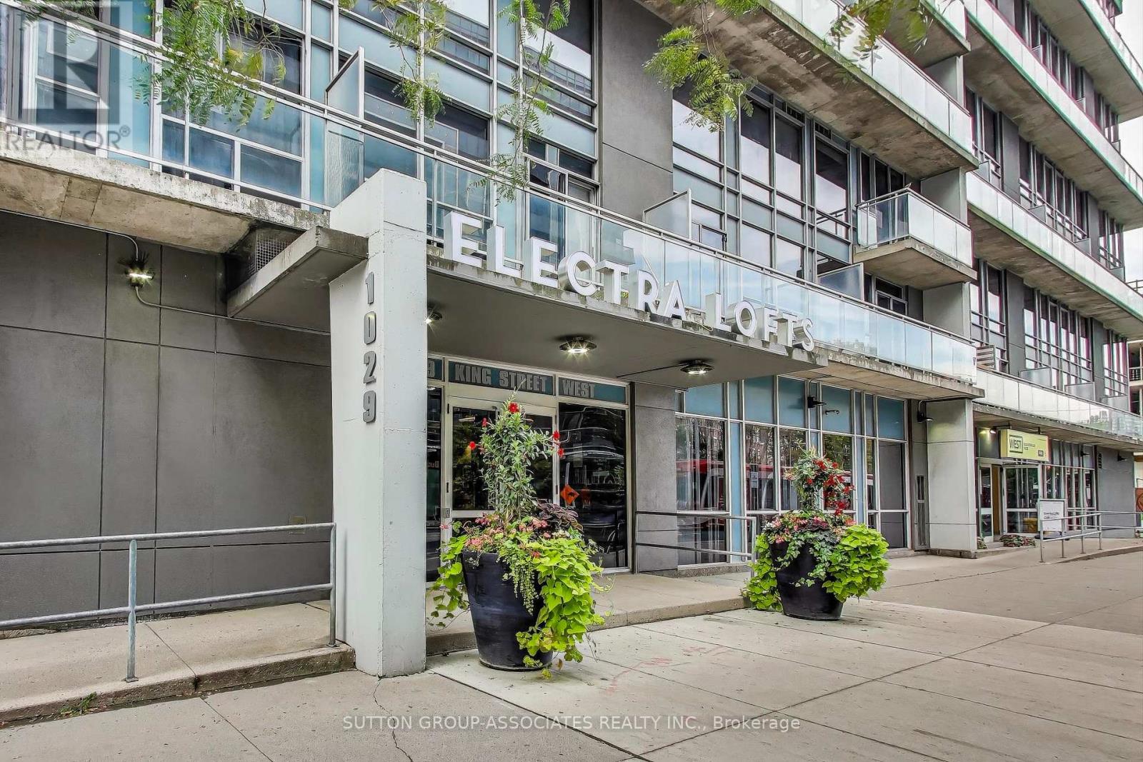Property image for 213 - 1029 KING STREET W|Toronto (Niagara), Ontario M6K3M9