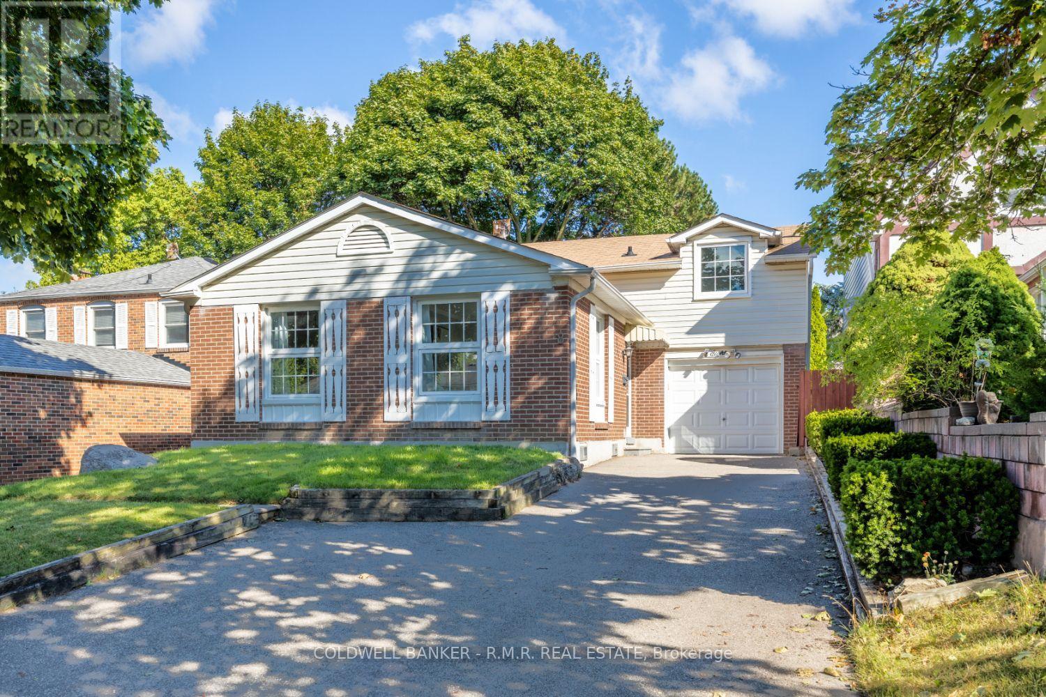 Property image for 8 ABERFELDY CRESCENT|Markham (German Mills), Ontario L3T4C2