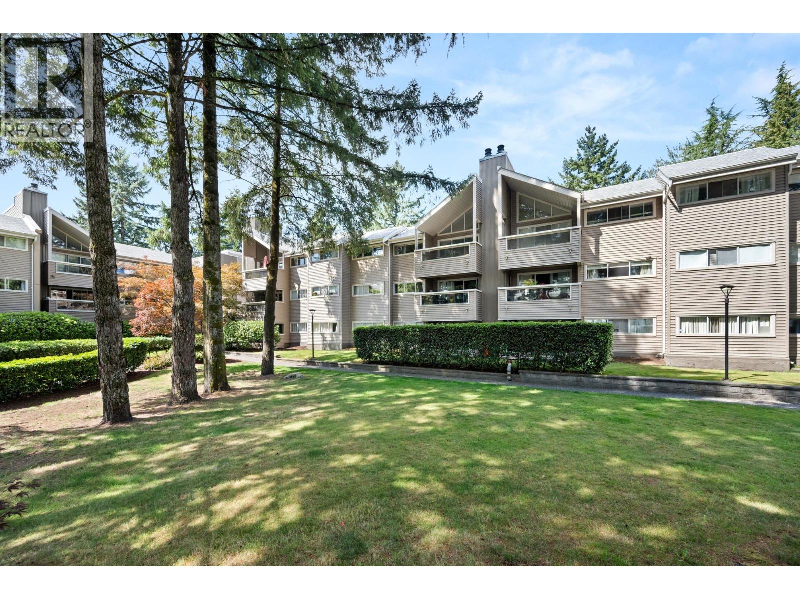 103 932 ROBINSON STREET|Coquitlam, British Columbia V3J7R8