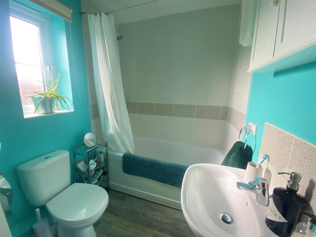 Additional image 9 of Highgrove Crescent, Polegate