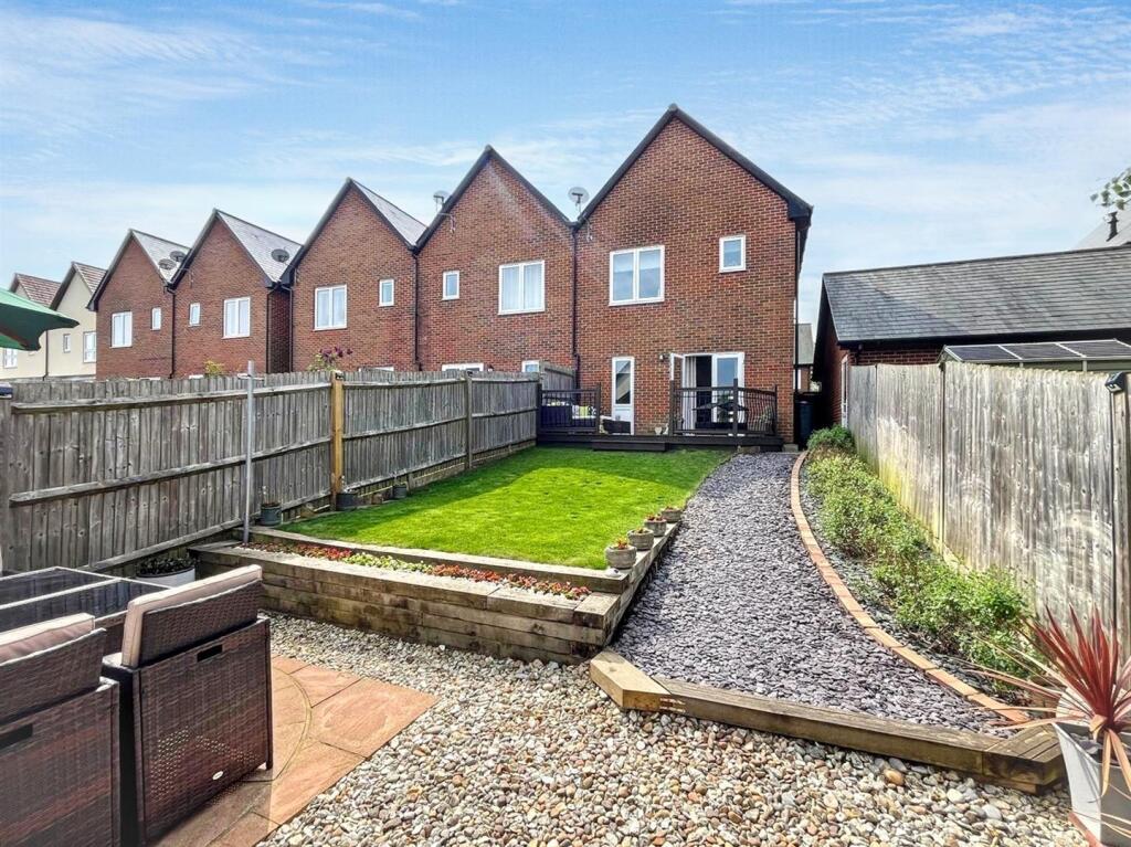 Additional image 4 of Buttercup Drive, Polegate