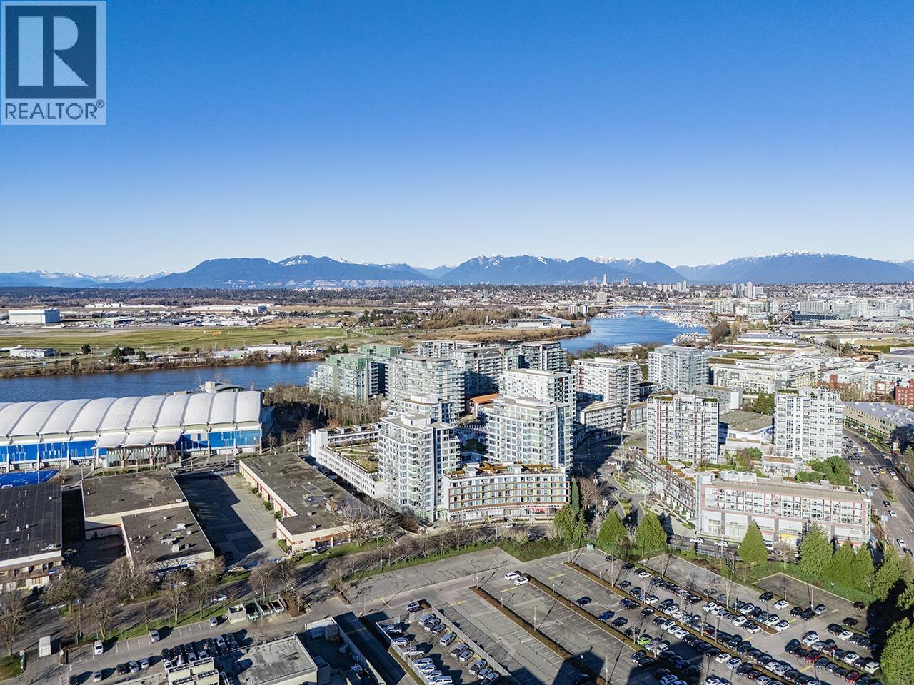 2011 5511 HOLLYBRIDGE WAY|Richmond, British Columbia V7C0A3