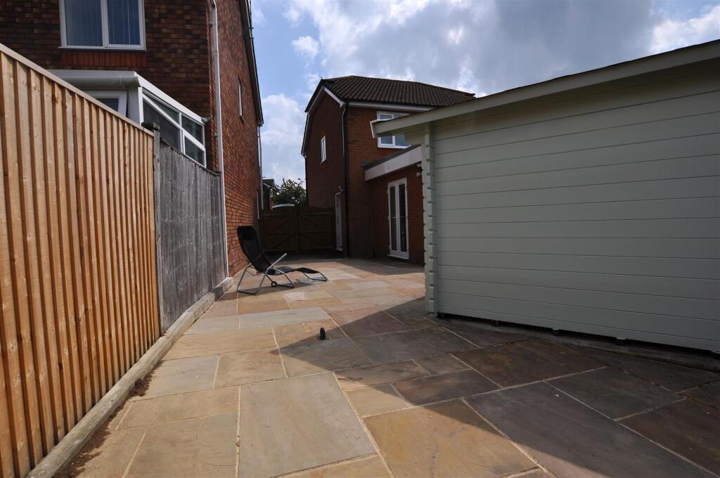 Additional image 17 of St. Mellion Close, Hailsham