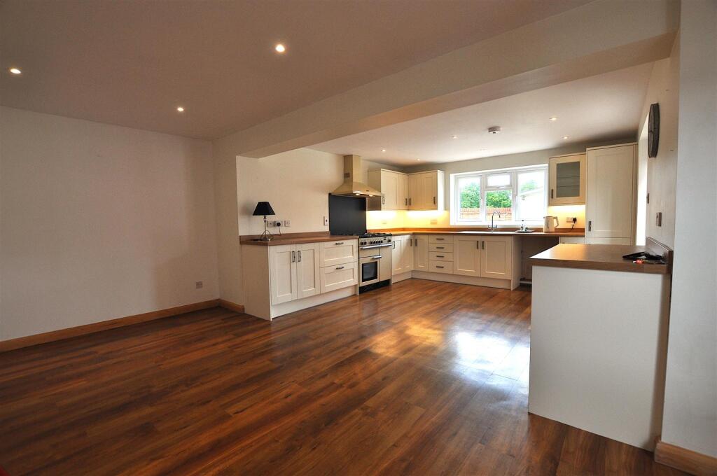 Additional image 6 of St. Mellion Close, Hailsham