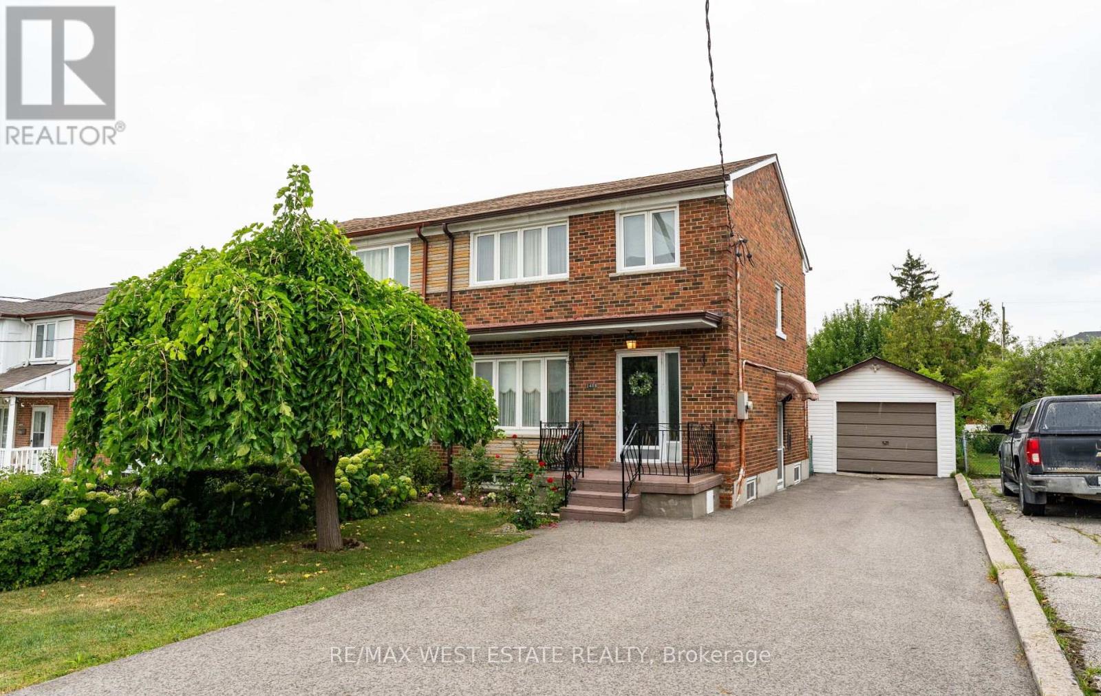 1468 WILSON AVENUE|Toronto (Downsview-Roding-CFB), Ontario M3M1J7