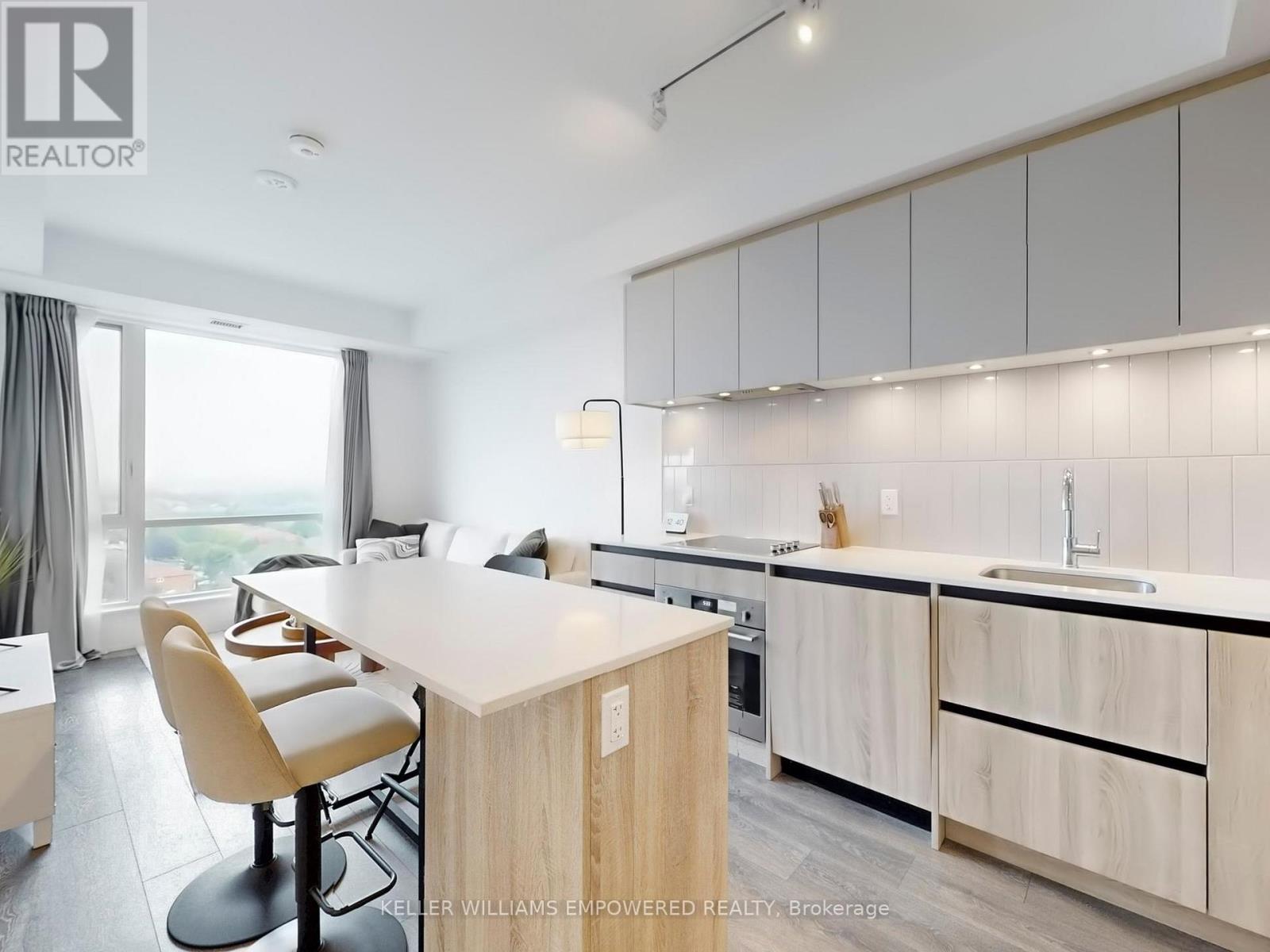 1106 - 7950 BATHURST STREET|Vaughan (Beverley Glen), Ontario L4J0L4
