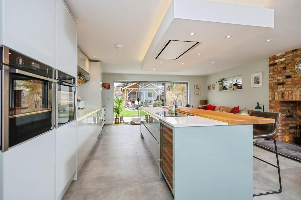 Additional image 3 of Western Road, Hailsham