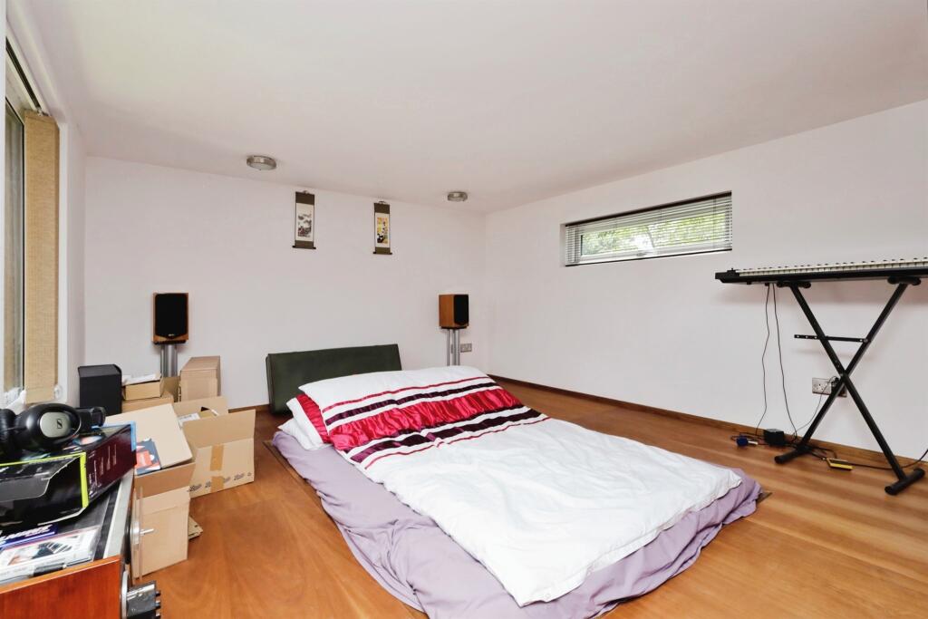 Additional image 16 of Buttercup Drive, Polegate