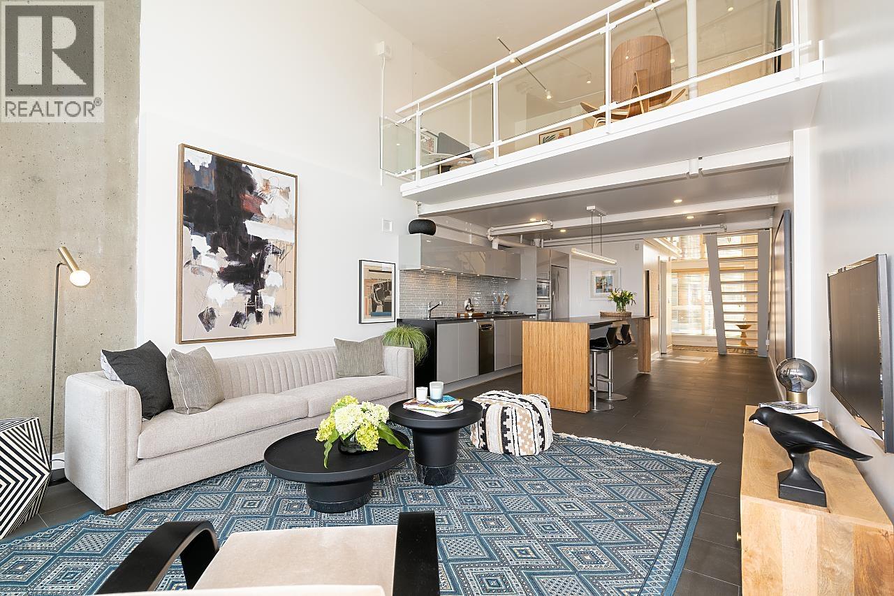 403 1529 W 6TH AVENUE|Vancouver, British Columbia V6J1R1