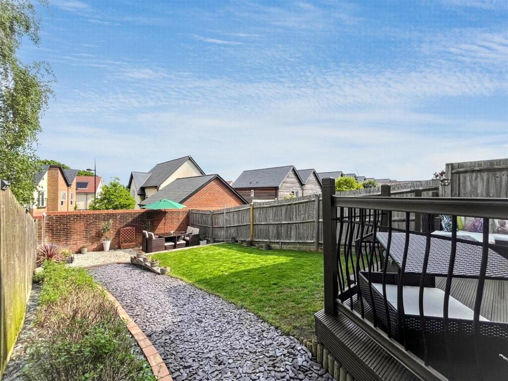 Additional image 16 of Buttercup Drive, Polegate