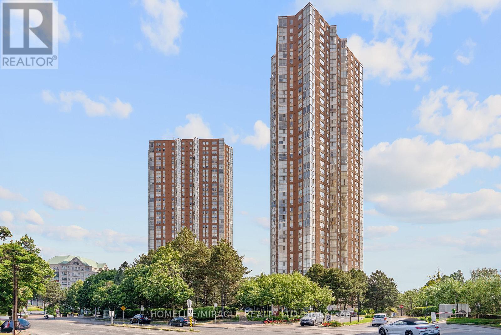 Property image for 2009 - 7 CONCORDE PLACE|Toronto (Banbury-Don Mills), Ontario M3C3N4