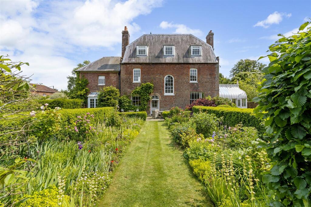 Additional image 15 of Hailsham