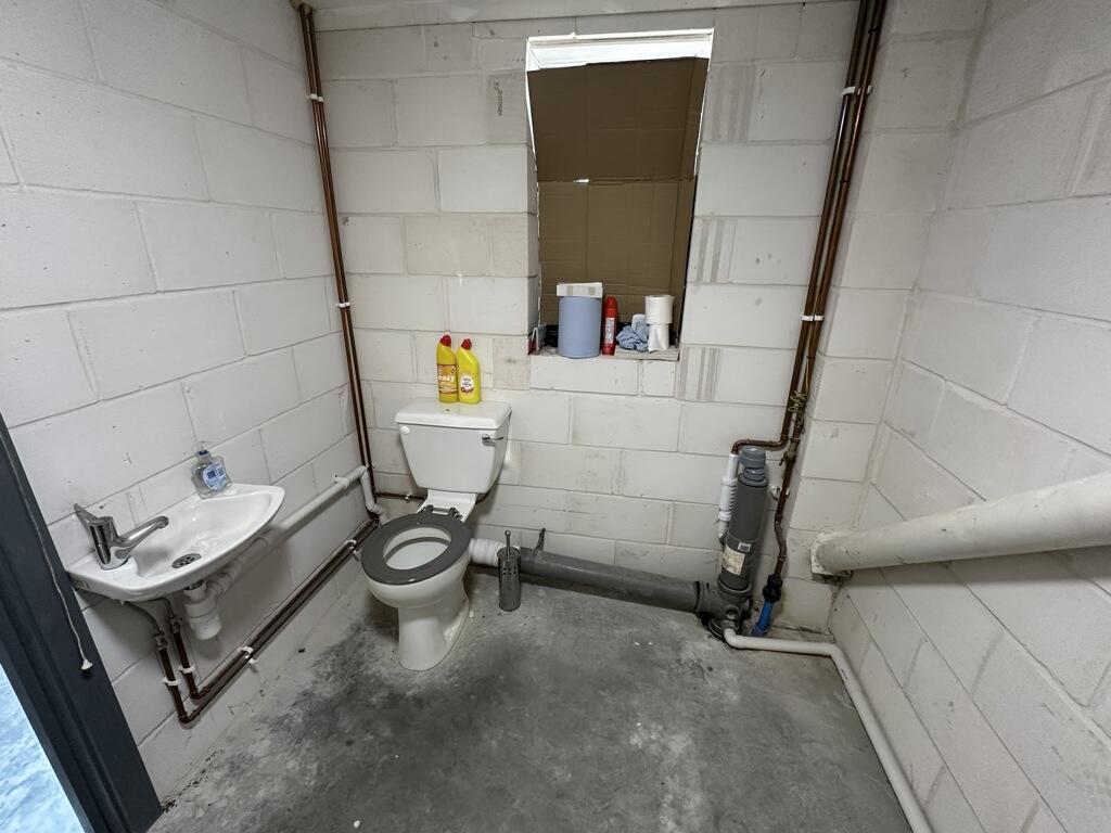 Additional image 3 of Unit F2, Chaucer Business Park, Dittons Road, Polegate, East Sussex, BN26 6QH
