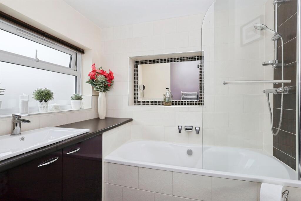 Additional image 16 of Lansdowne Road, Hailsham